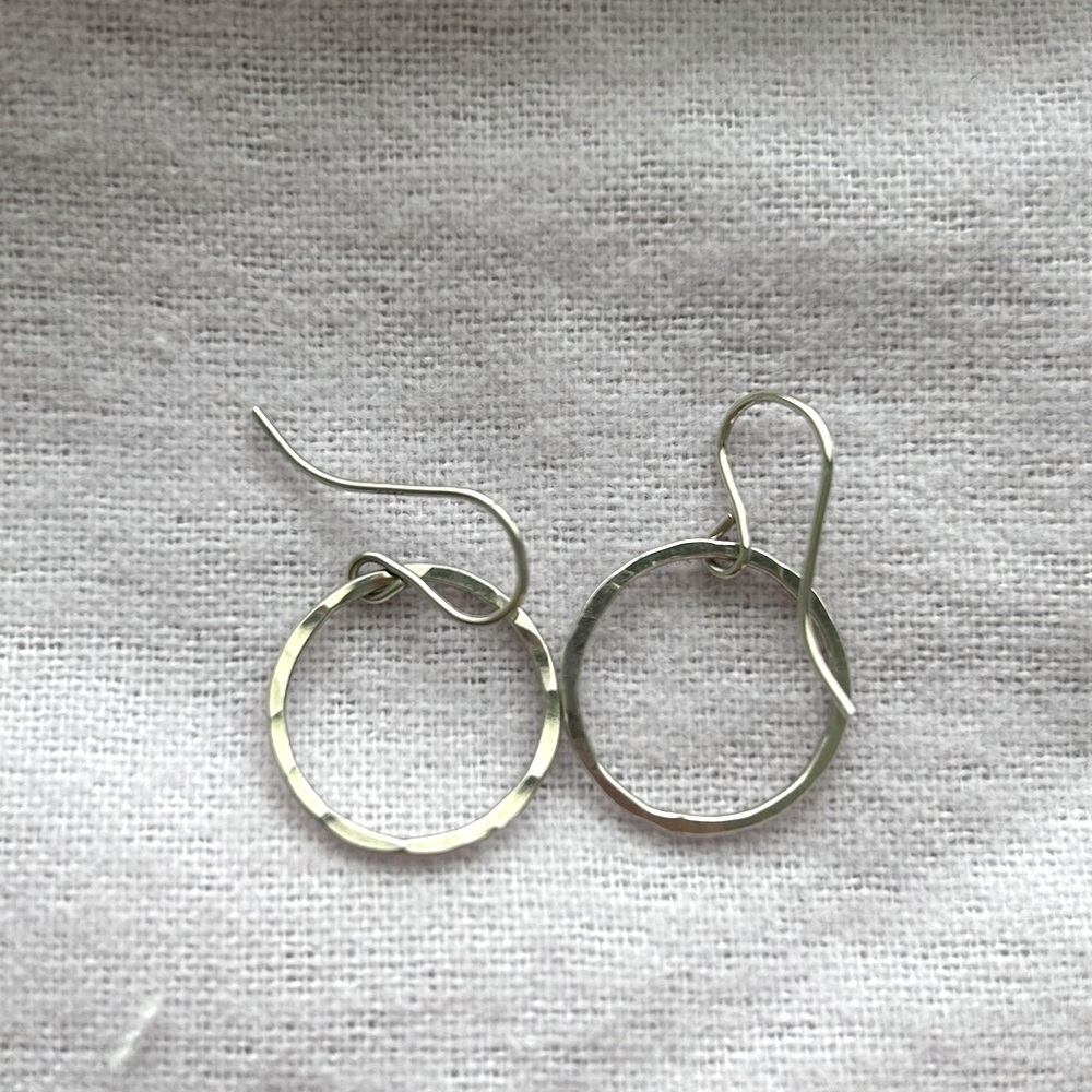 Zina Kao Sterling Silver Hammered Just Ring Earrings